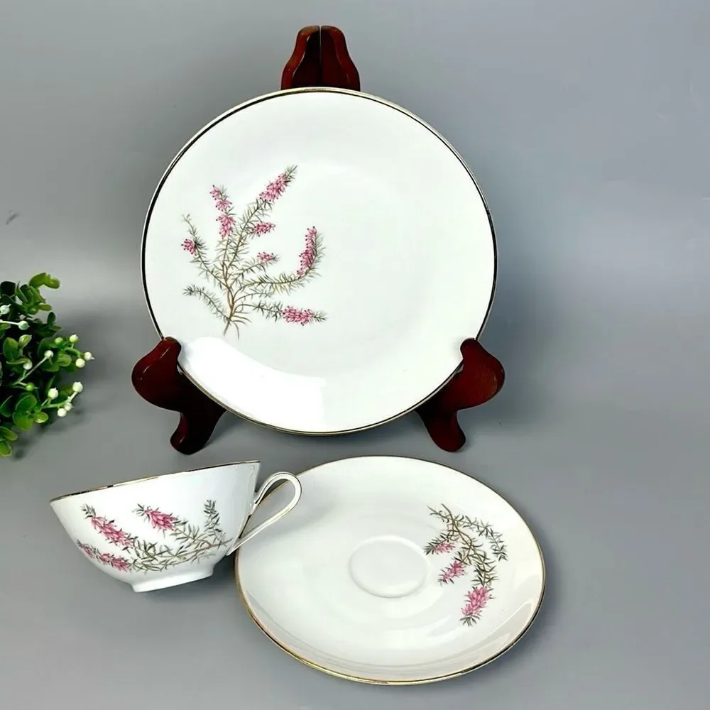 Hutschenreuther Heather White Collection Tea Cup Saucer Desert Plate Bavaria